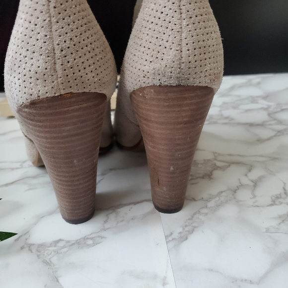 Guess Peep Toe Booties - Picture 6 of 8